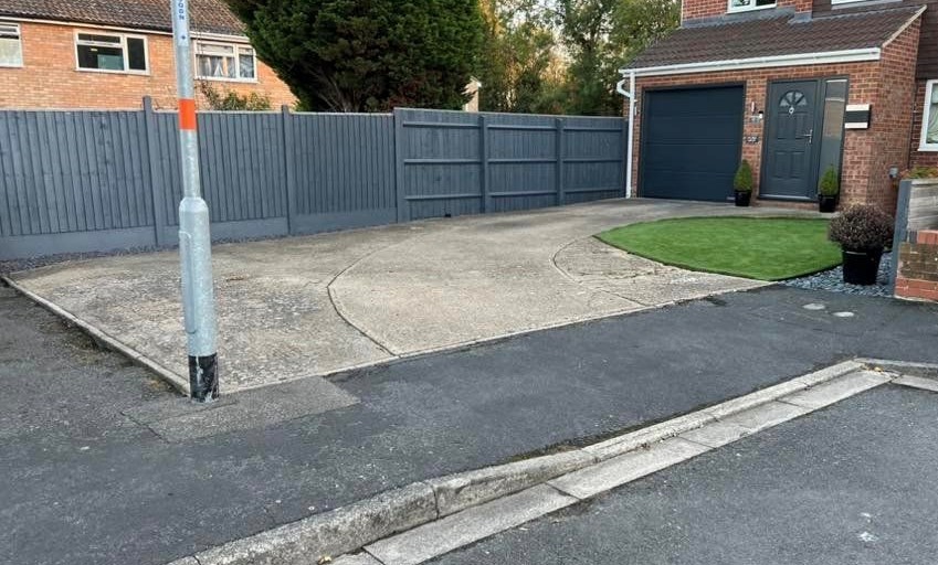 Tarmac driveway, Rushden — before