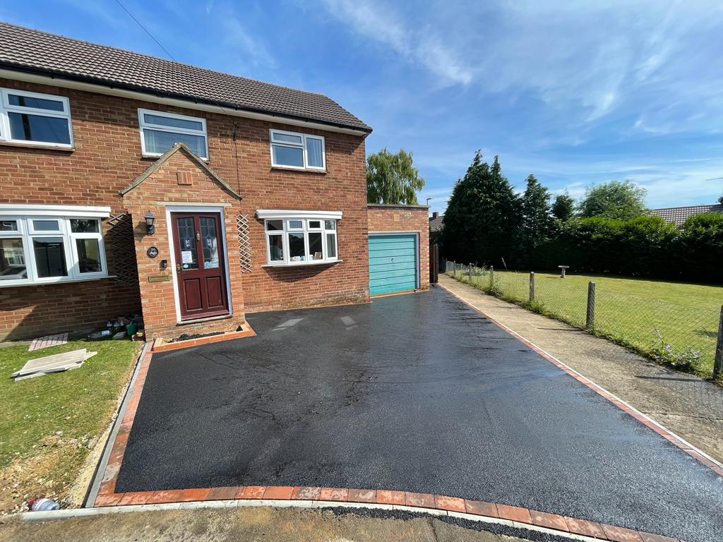 Tarmac driveway, Wollaston — after