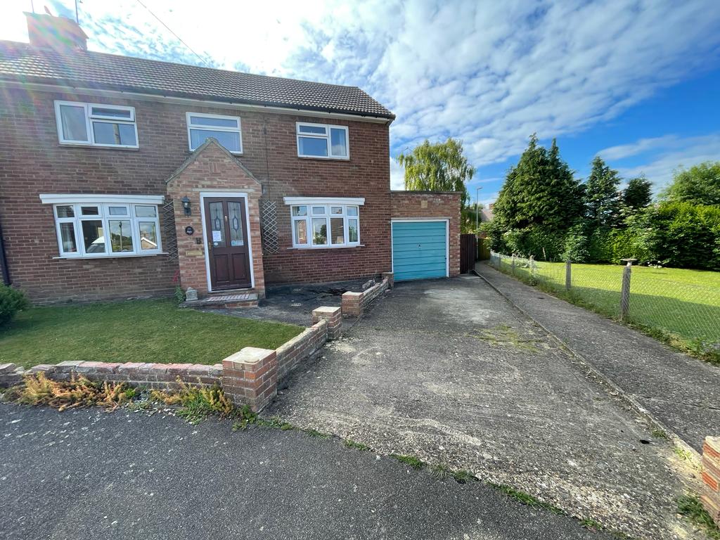 Tarmac driveway, Wollaston — before